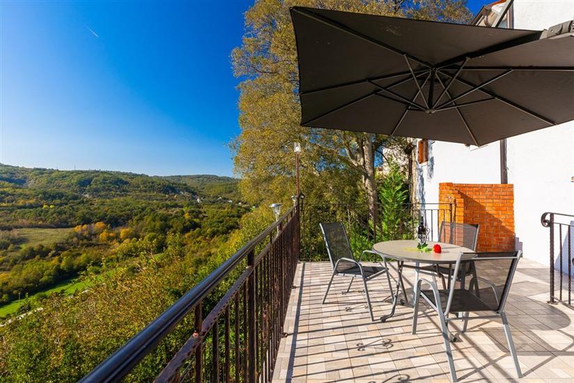 Apartment A2, for 3 persons