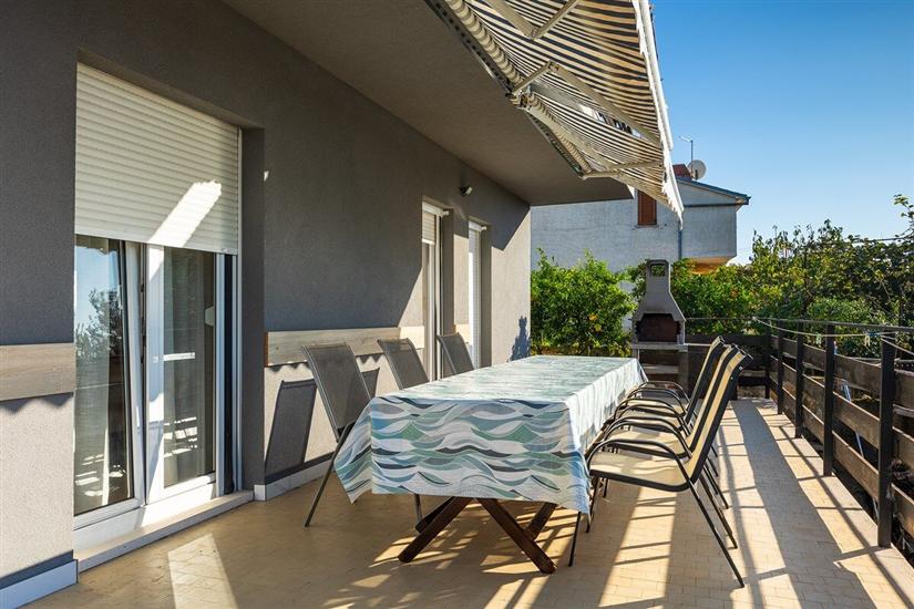 Apartment A1, for 8 persons