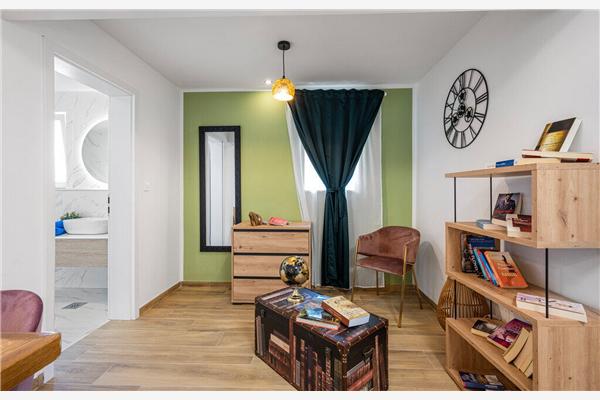 House K1, for 10 persons