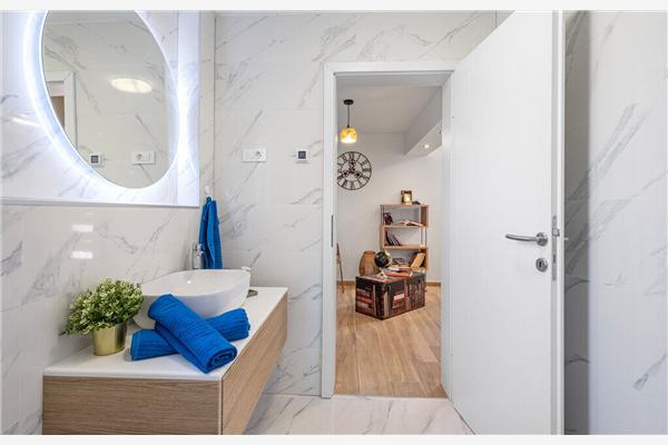 House K1, for 10 persons