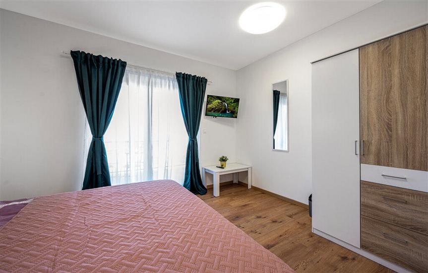 House K1, for 10 persons