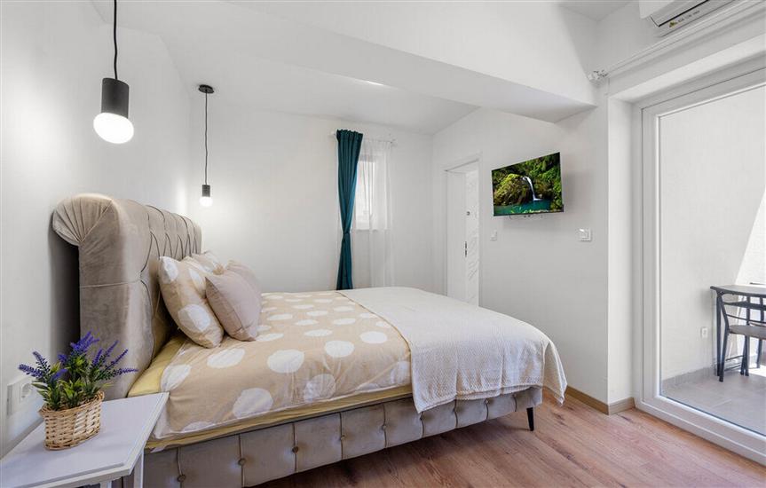 House K1, for 10 persons