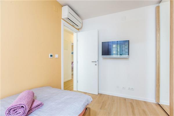 House K1, for 8 persons