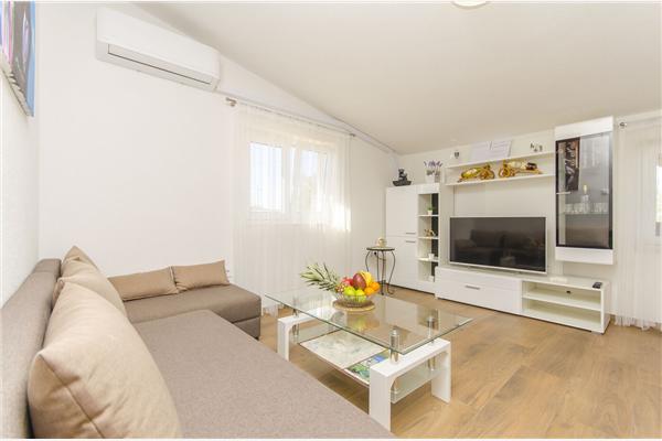 House K1, for 8 persons