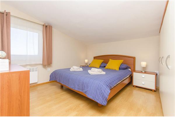 House K1, for 8 persons