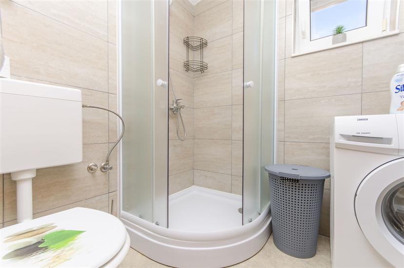 House K1, for 8 persons