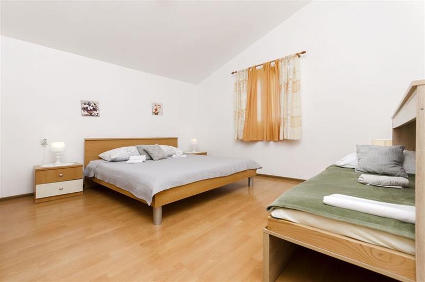 Apartment A2, for 4 persons