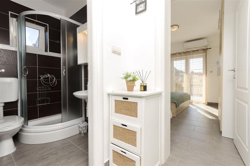 Apartment A4, for 4 persons