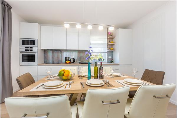 House K1, for 10 persons