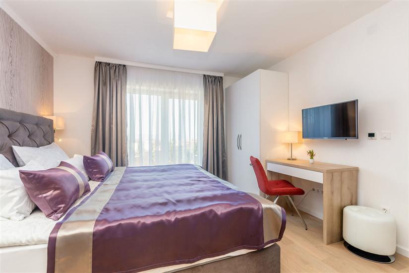 House K1, for 10 persons