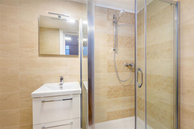 House K1, for 10 persons