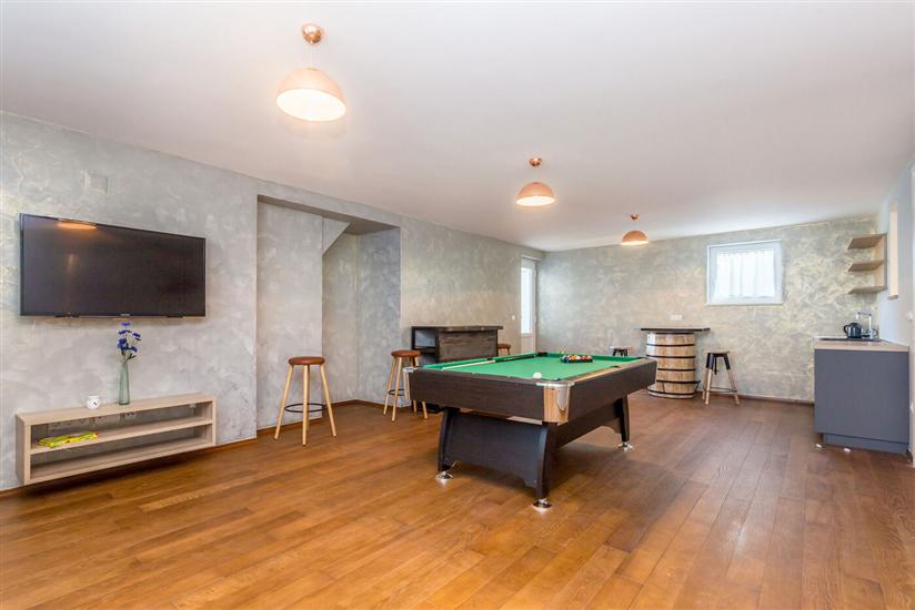 House K1, for 10 persons