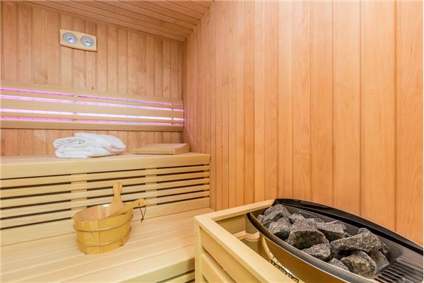 House K1, for 10 persons