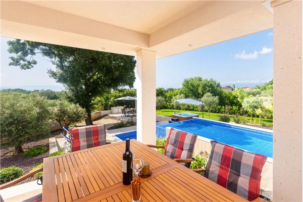 House K1, for 10 persons