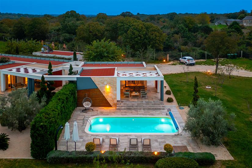 Villa Royal Green One