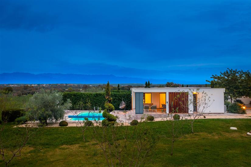 Villa Royal Green One