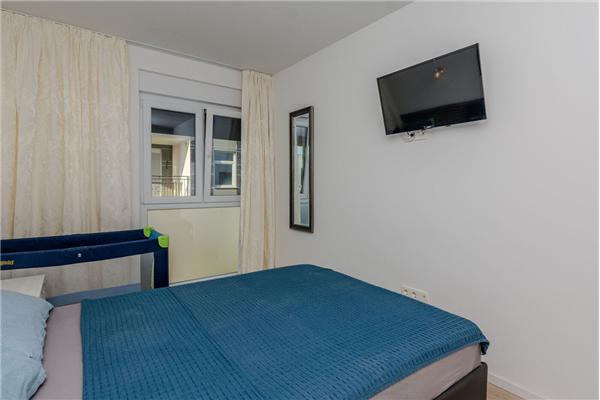 Apartment A1, for 6 persons