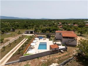 Villa Waterfall Krka Bogatic Prominski, Size 170.00 m2, Accommodation with pool