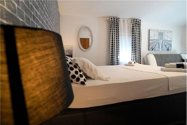 House K1, for 8 persons