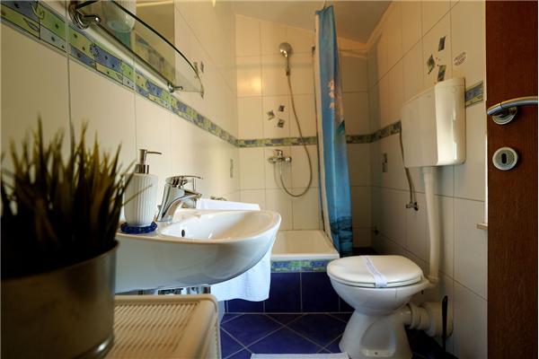 House K1, for 8 persons