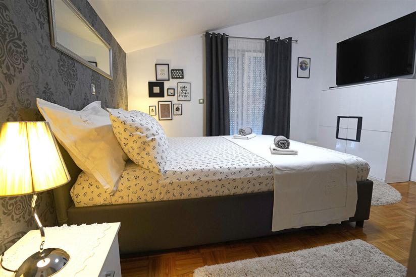 House K1, for 8 persons