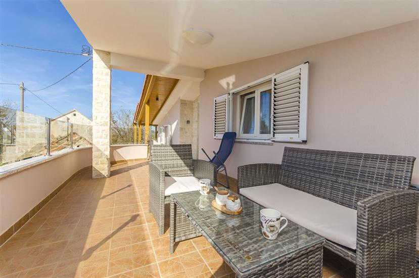 House K1, for 8 persons