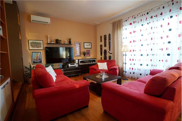 House K1, for 8 persons