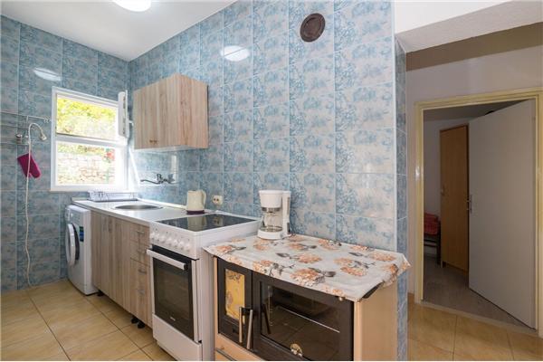 Apartment A1, for 5 persons