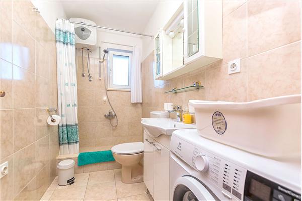 Apartment A1, for 4 persons