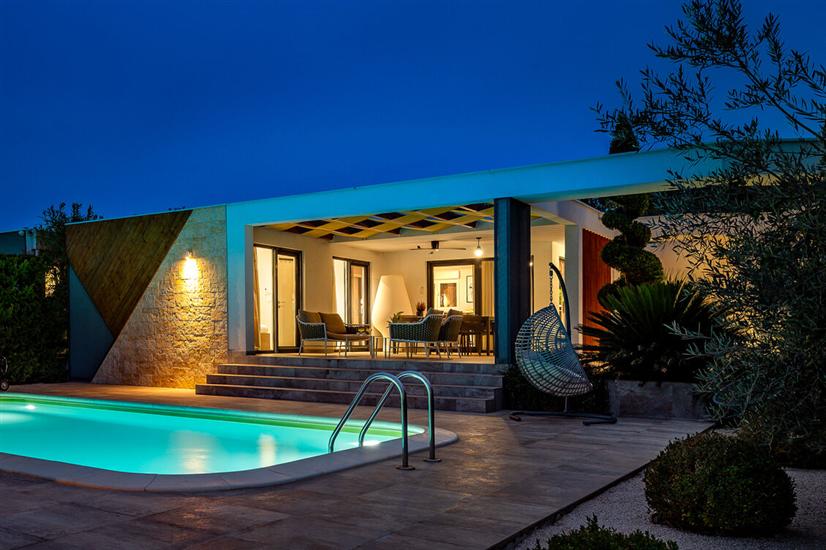 Villa Royal Green Two