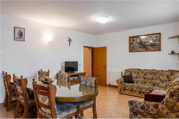 Apartment A1, for 5 persons