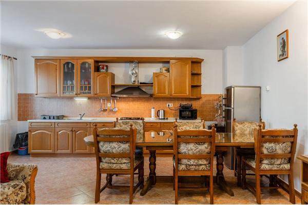 Apartment A1, for 5 persons