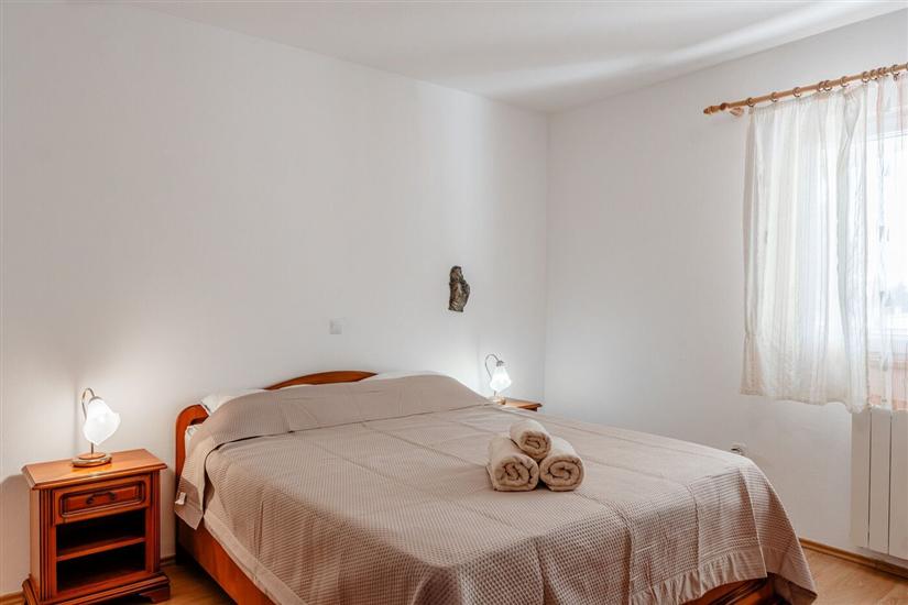 Apartment A1, for 5 persons