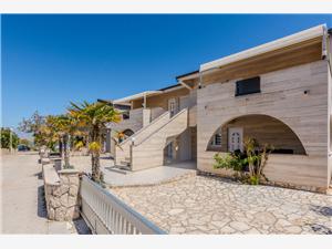 Beachfront accommodation North Dalmatian islands,BookLucicaFrom 142 €