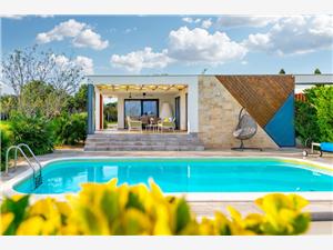 Villa Royal Green Four Zadar riviera, Size 80.00 m2, Accommodation with pool