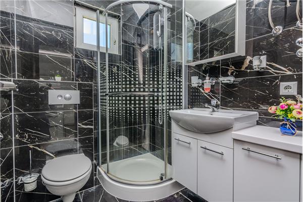 Apartment A1, for 6 persons