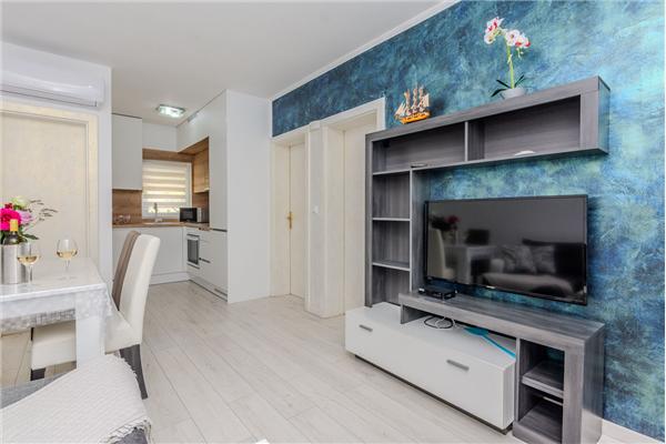 Apartment A2, for 6 persons