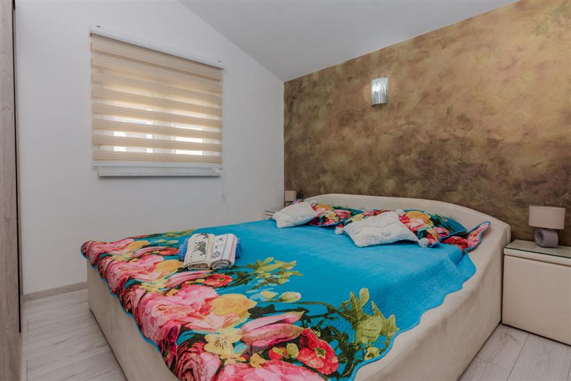 Apartment A3, for 6 persons