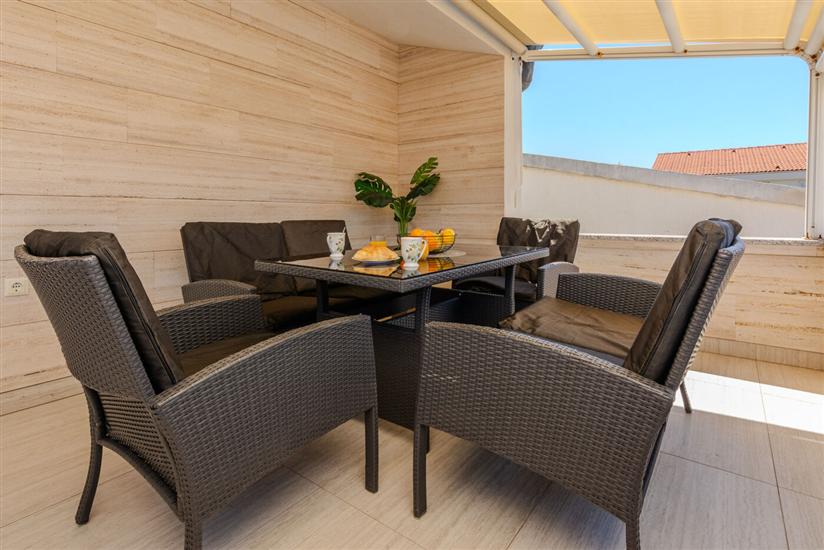 Apartment A4, for 6 persons