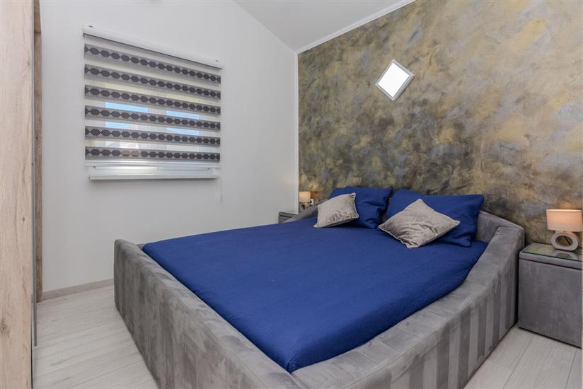 Apartment A4, for 6 persons