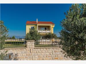 Apartment Zadar riviera,BookJurkinFrom 375 €