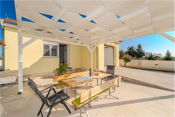 House K1, for 10 persons