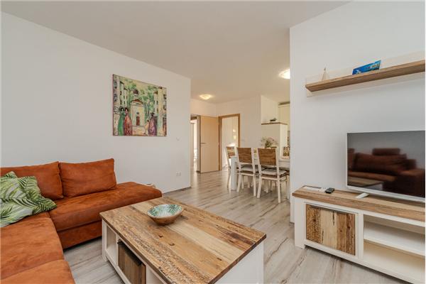 House K1, for 10 persons