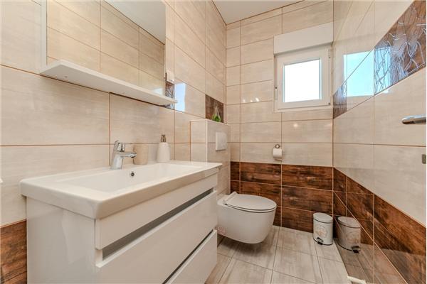 House K1, for 10 persons