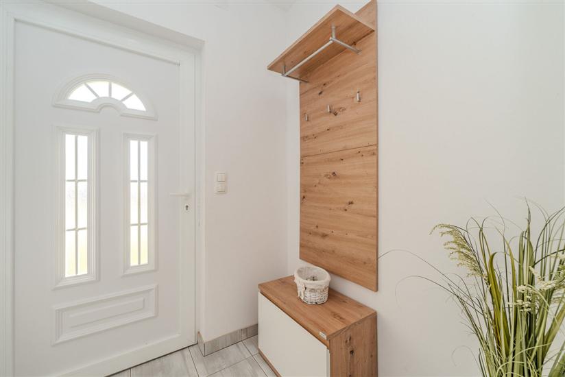 House K1, for 10 persons