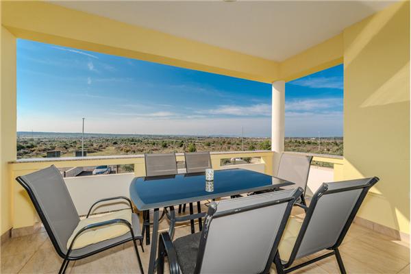 House K1, for 10 persons