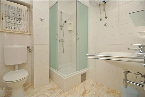 Apartment A1, for 6 persons