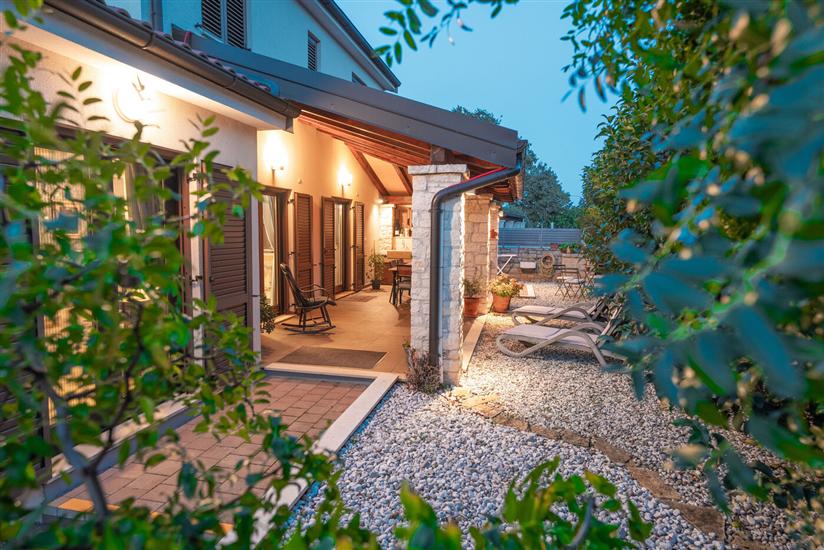 Villa Crystal s bazenom