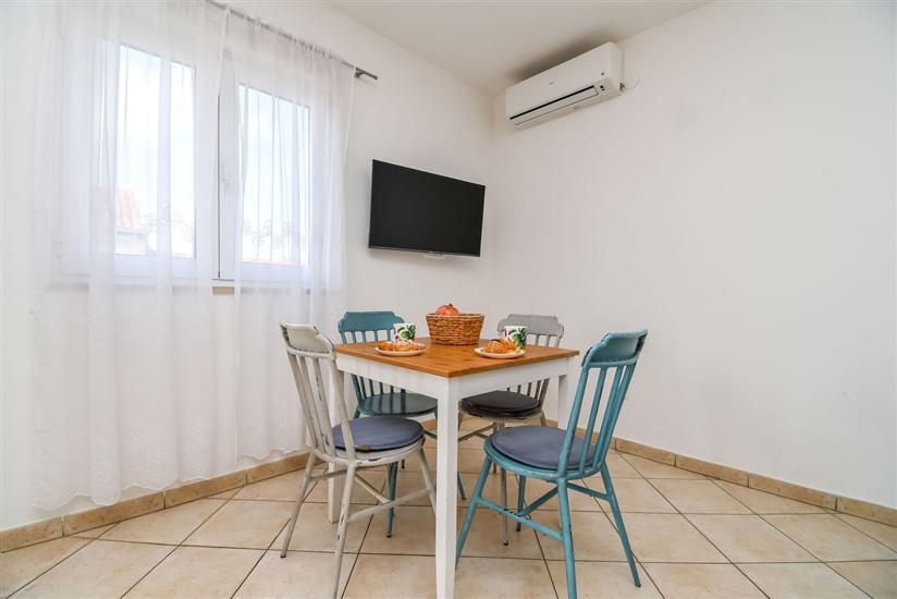 Apartment A2, for 4 persons