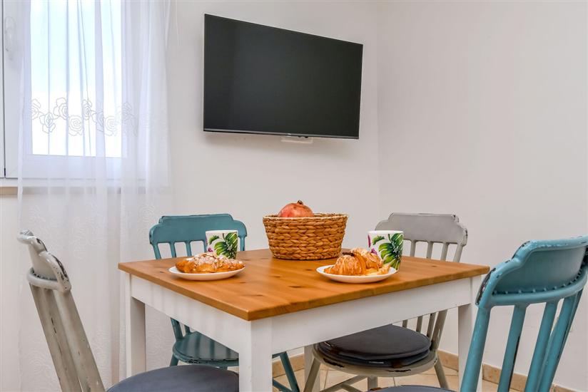 Apartment A2, for 4 persons